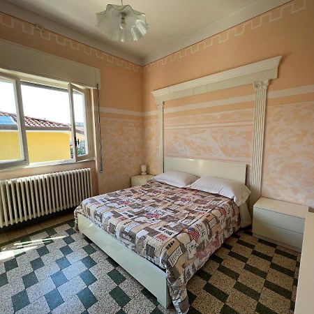 Villa Sophia Mare 1 リド・ディ・カマイオーレ エクステリア 写真