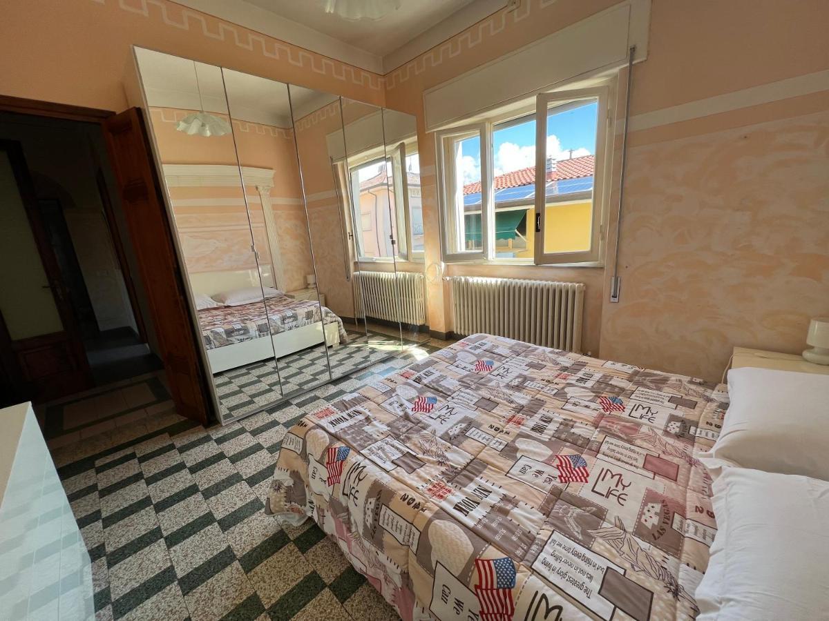 Villa Sophia Mare 1 リド・ディ・カマイオーレ エクステリア 写真